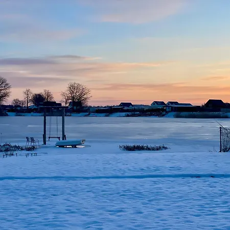 Ferienhaus Relax House Nad Jeziorem Z Goraca Balia Bieniowice