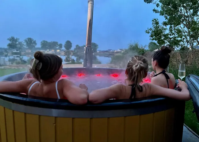 Relax House Nad Jeziorem Z Goraca Balia Дом отдыха *